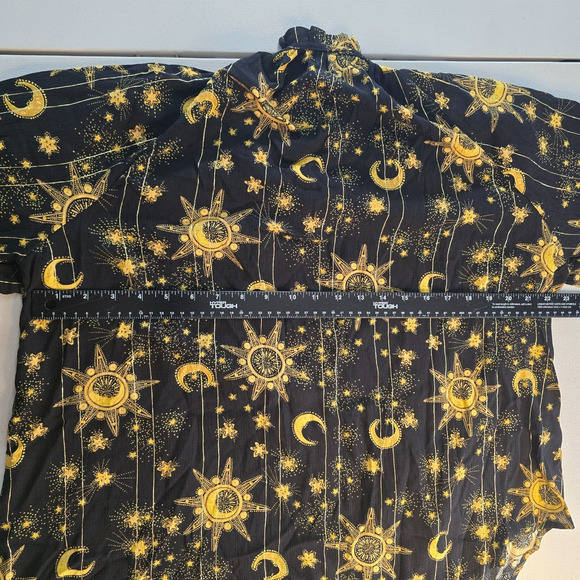 Torrid Blouse Women's 1X Black Gold Moon Print Long Sleeve Tie Mock Neck NWT - Picture 10 of 16